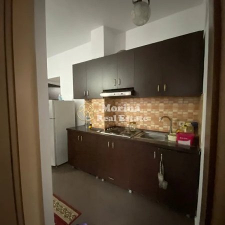 Tirane, jepet me qera apartament 1+1 Kati 7, 55 m² 550 € (Rruga Haxhi Hysen Dalliu)