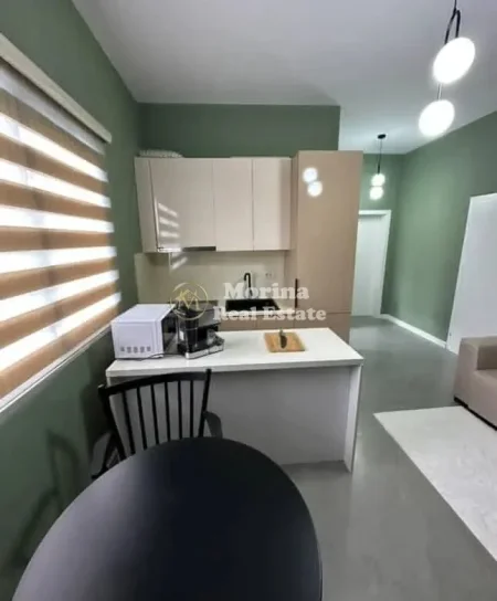 Durres, shitet Vile 3 Katshe , 480 m² 550.000 € (Shkembi i Kavajes)