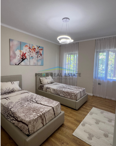 Tirane, shitet apartament 2+1+2+Ballkon Kati 2, 108 m² 173.000 € (Kompleksi ROMARIO~Astir)