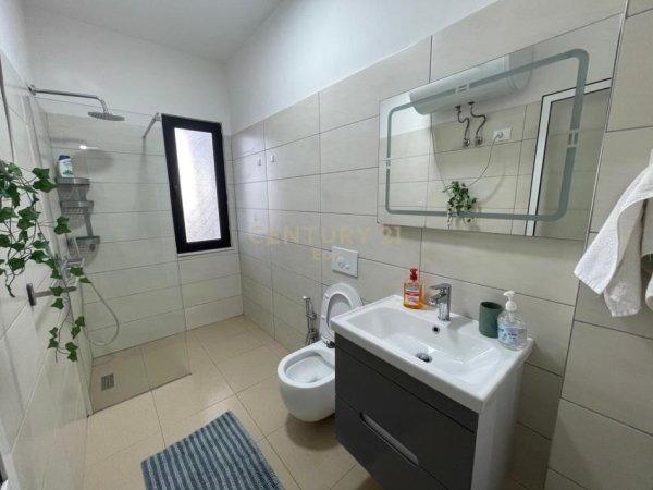 Durres, shitet apartament 1+1+Ballkon Kati 2, 73 m² 142.000 € (VILA ZOGUT)