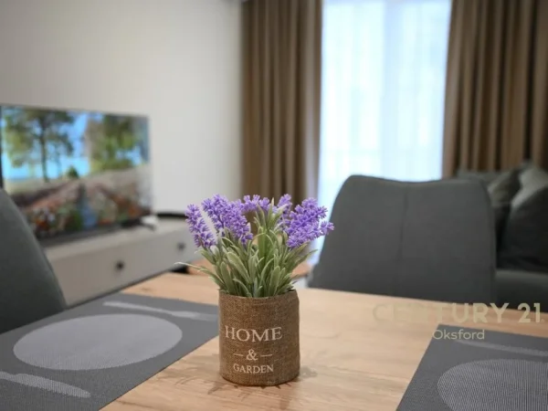 Tirane, shitet apartament 1+1+Ballkon Kati 5, 67 m² 92.000 € (qender kamez)