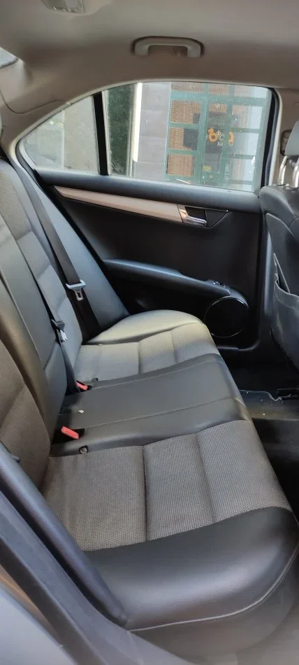 Fier, shitet makine Mercedes Benz C200 Nafte, gri metalizato automatik Klima 259.000 km 5.200 €