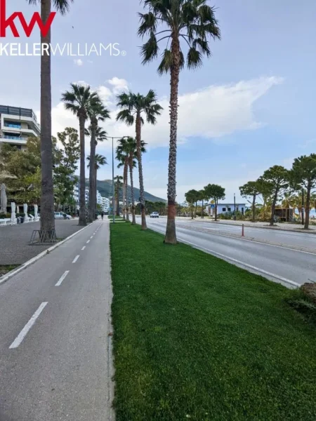 Vlore, shitet apartament 2+1+Ballkon , 91 m² 220.000 € (Lungomare)
