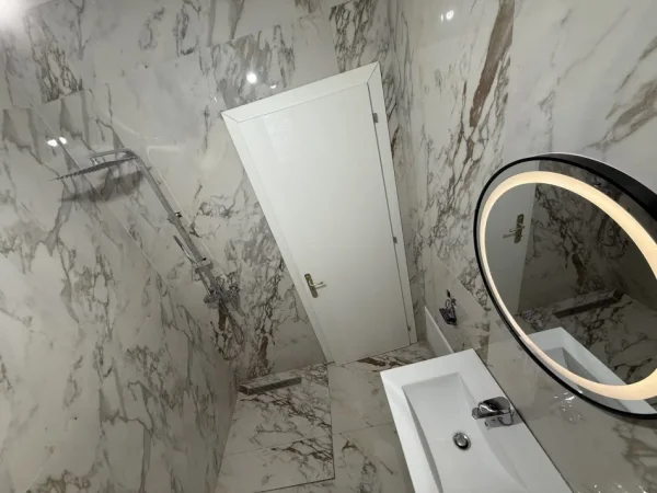 Golem, jepet me qera apartament 1+1+Ballkon Kati 1, 400 € 