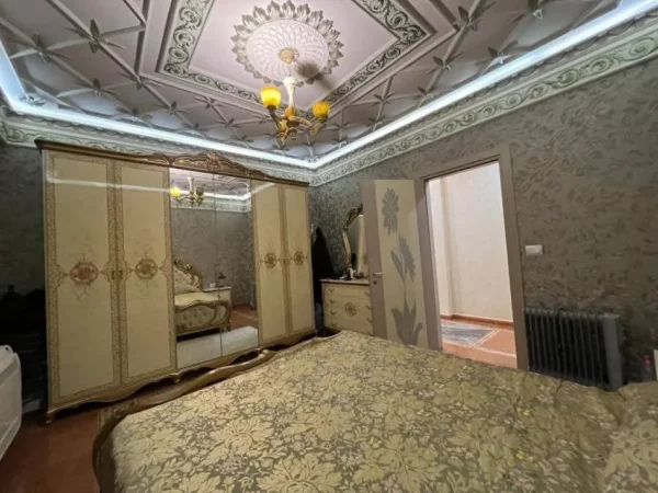 Tirane, shitet apartament 3+1 Kati 2, 240.000 € (Kodra e Diellit)