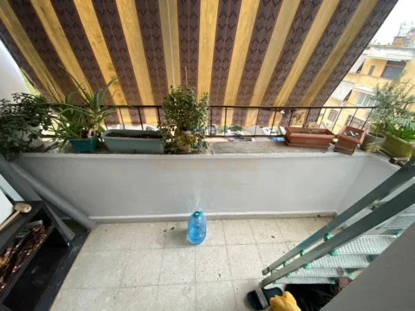 Tirane, jepet me qera apartament 2+1+Ballkon Kati 5, 71 m² 500 € (Don Bosko)