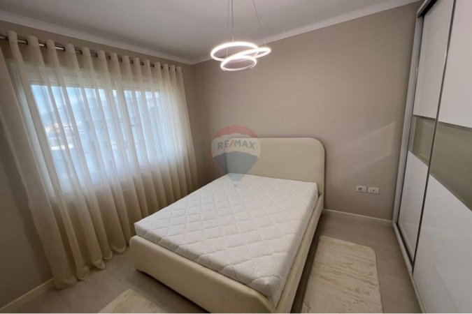 Tirane, shitet 2+1+2+Ballkon Kati 7, 97 m² 155.000 € (Loni Ligori, Astir)