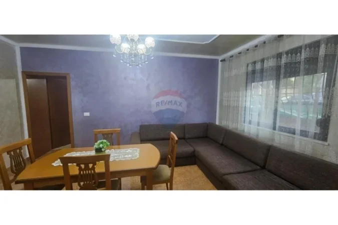 Tirane, shitet apartament 3+1+2+Ballkon , 91 m² 145.000 € (Rruga Ali Demi)