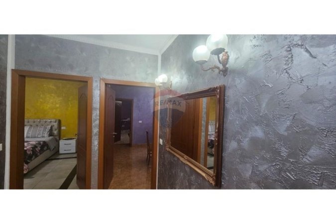 Tirane, shitet apartament 3+1+2+Ballkon , 91 m² 145.000 € (Rruga Ali Demi)