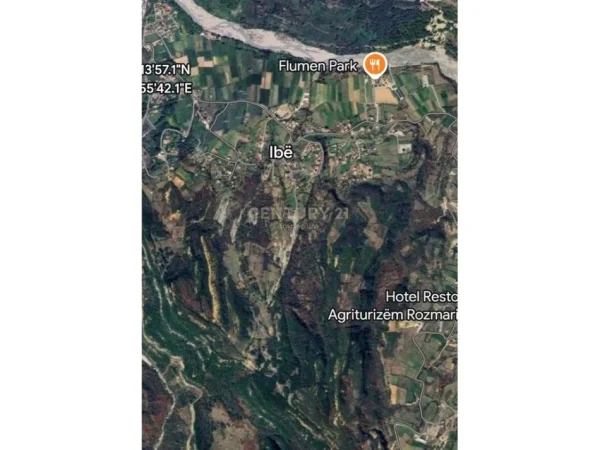 Tirane, shitet , 604 m² 39.260 € (ibe e poshtme)