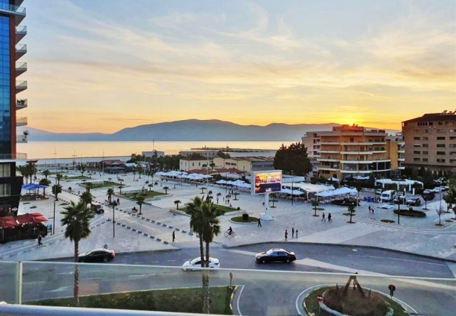 Vlore - Lungomare, shitet apartament 1+1 Kati 7, 87 m² 115.000 € 
