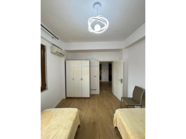Durres, shitet apartament 2+1 Kati 3, 100 m² 170.000 € 