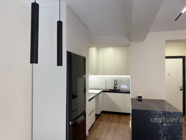 Tirane, shitet apartament 3+1+Ballkon Kati 3, 198 m² 329.000 € (Kodra e Diellit 2)