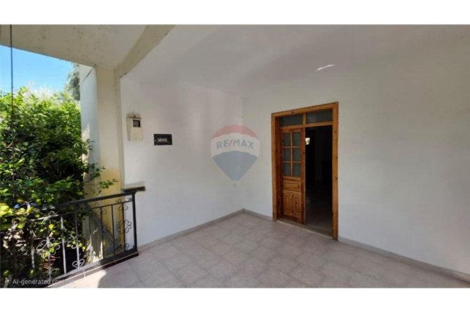 Vlore, shitet shtepi 3+1 Kati 0, 95.000 € (Pranë ish-fabrikës së tullave Rr.Demokracia (Rruga e Re), Vlorë)