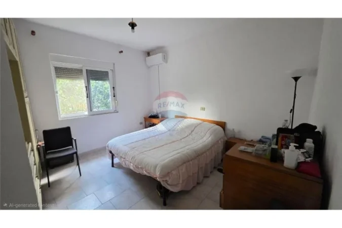 Vlore, shitet shtepi 3+1 Kati 0, 95.000 € (Pranë ish-fabrikës së tullave Rr.Demokracia (Rruga e Re), Vlorë)