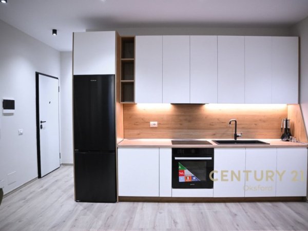Tirane, shitet apartament 2+1 Kati 7, 89 m² 135.000 € (Kamez)