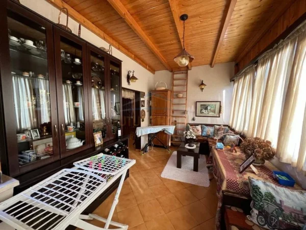 Tirane, shitet apartament 2+1+Ballkon Kati 6, 133 m² 175.000 € (ZOGU I ZI)