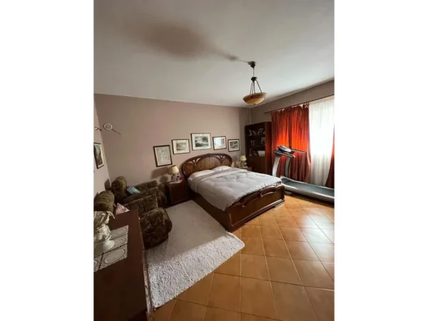 Tirane, shitet apartament 2+1 Kati 6, 133 m² 175.000 € (ZOGU I ZI)