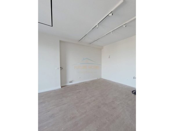 Tirane, shitet apartament 2+1 Kati 7, 107 m² 235.000 € (Rruga Jordan Misja)