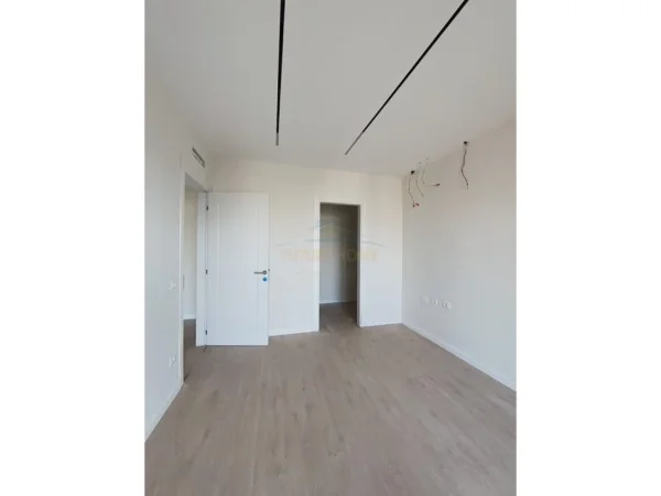 Tirane, shitet apartament 2+1 Kati 7, 107 m² 235.000 € (Rruga Jordan Misja)