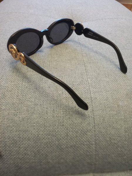 Tirane, shes Syze Versace orgjinale 100% 99 €