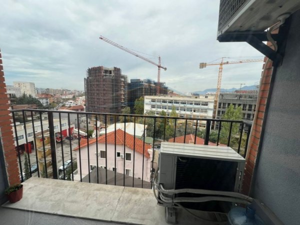 Tirane, shitet apartament 3+1+Aneks+Ballkon Kati 6, 110 m² 300.000 € (21 DHJETORI)