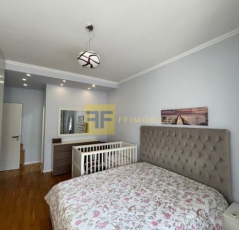 Tirane, jepet me qera apartament 2+1+Ballkon , 110 m² 1.200 € (Kopshti Zoologjik)