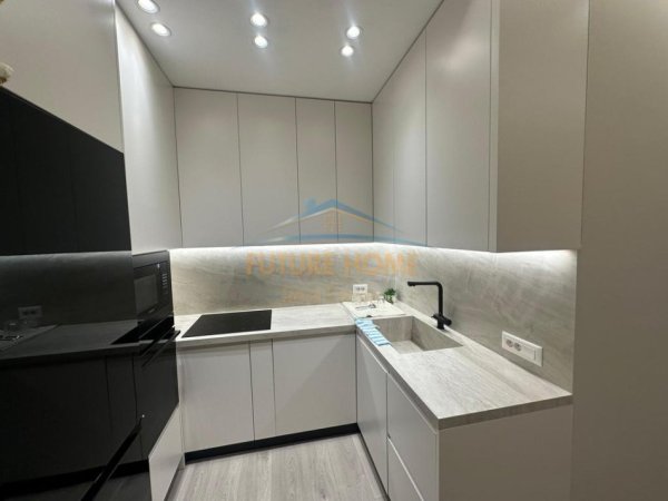 Tirane, Shitet Apartament 3+1, Rruga Dritan Hoxha, Kompleksi E88, Kati 3, 118 m², 290.000 €