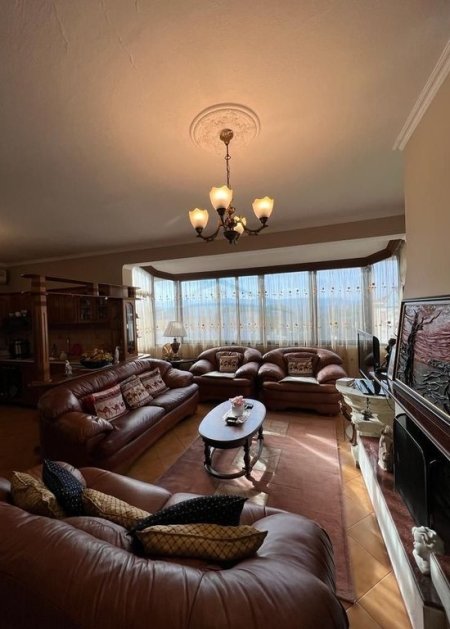 Tirane, shitet apartament 2+1 Kati 6, 133 m² 175.000 € (Zogu i zi)