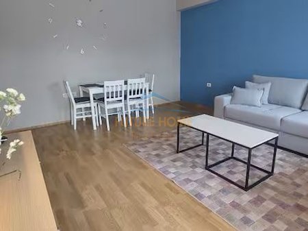 Tirane, jepet me qera apartament 1+1 Kati 5, 64 m² 600 € 