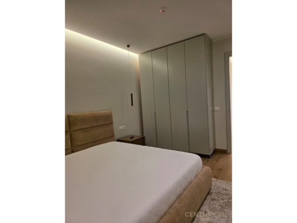 Tirane, shitet apartament 2+1 Kati 0, 196 m² (Rruga Grori)