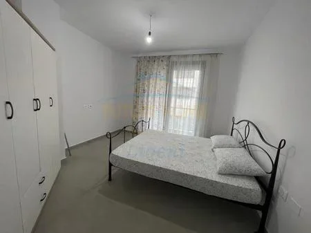 Tirane, jepet me qera apartament 1+1 Kati 1, 63 m² 600 € 