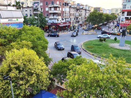 Tirane, shitet apartament 2+1 Kati 4, 98 m² 165.000 € 