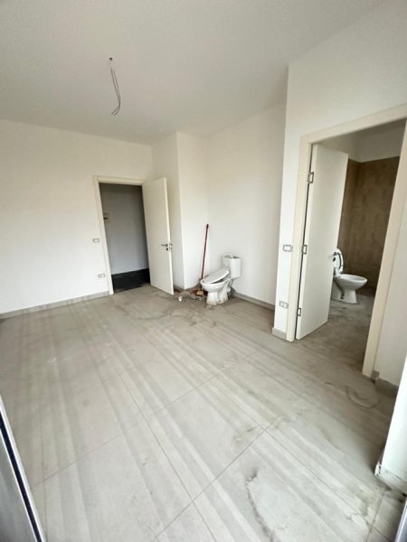 Tirane, shitet apartament 2+1 Kati 3, 93 m² 238.000 € (Liqeni i Thate, prane Radisson Hotel)