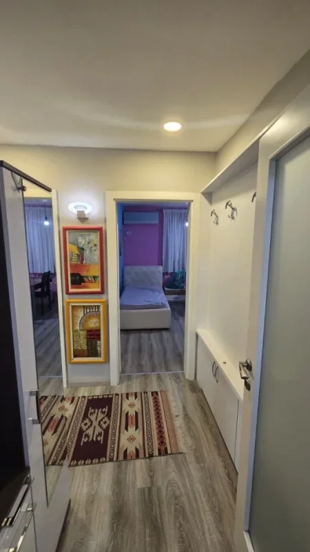 Tirane, jepet me qera apartament 2+1 Kati 3, 74 m² 600 € (Rruga Elbasanit)
