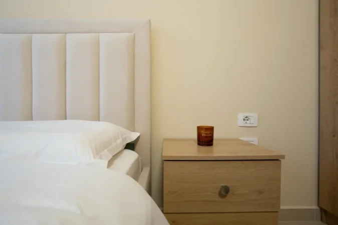 Tirane, jepet me qera apartament 1+1+Ballkon Kati 3, 62 m² 800 € (Rruga e Kavajes)