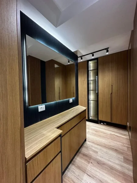 Tirane, jepet me qera apartament 2+1+Ballkon Kati 2, 110 m² 1.100 € (Kodra e Diellit)