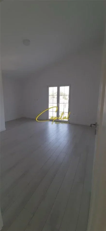 Tirane, jepet me qera Vile 3 Katshe Kati 3, 500 m² 2.000 € (TEG)