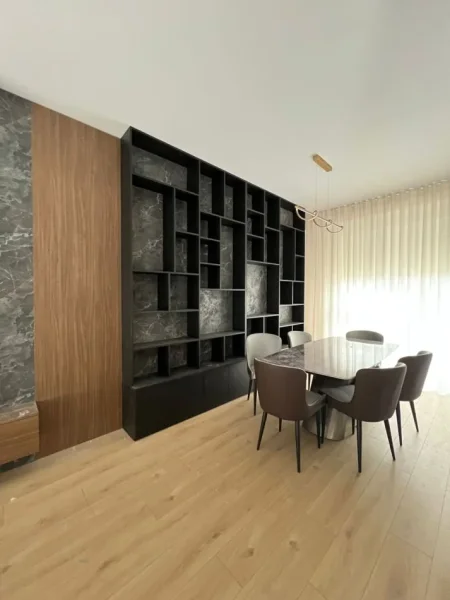 Tirane, jepet me qera Vile , 200 m² 1.500 € (REZISTENCA ALBA)