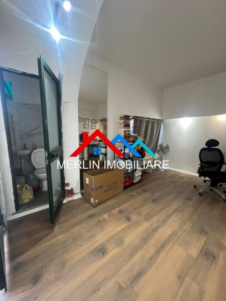 Tirane, jepet me qera zyre Kati 0, 25 m² 465 € (RRUGA MEDAR SHTYLLA,KOMUNA E PARISIT)