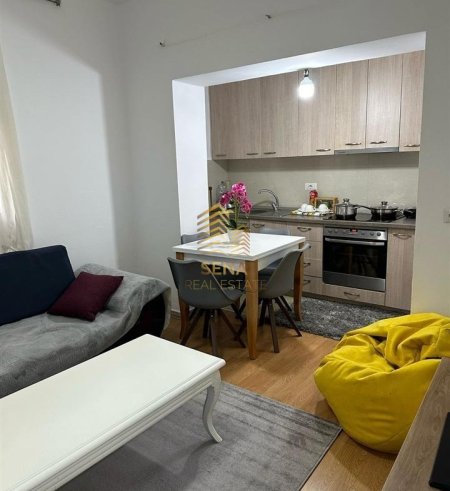 Tirane, shitet apartament 3+1+Ballkon Kati 1, 106 m² 175.000 € (Rruga Vllazen Huta)