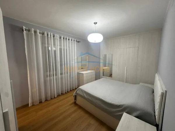 Qera, Apartament 2+1+2,Rruga Dritan Hoxha,Tiranë 700 €