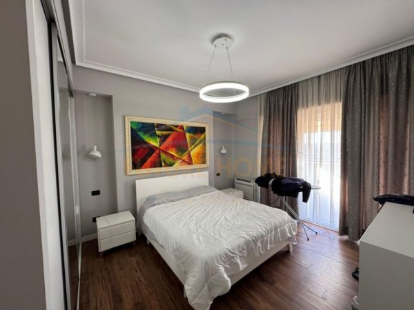 Kavaje, shitet 3+1 Kati 8, 150 m² 175.000 € 