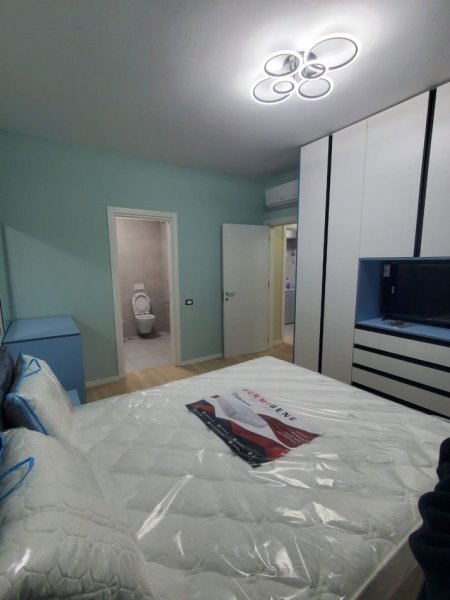 Tirane, jepet me qera apartament 2+1+Ballkon Kati 1, 110 m² 1.200 € (Liqeni i Thatë (pranë Radisson Blu))