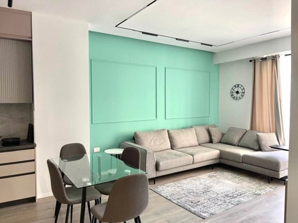 Apartament me Qera: (📍Fusha aviacionit - Grand Park Residence) || 100 m² | (2+1 |+2 WC | 1 Post Parkimi || 750 €/Muaj | Super Mobilim