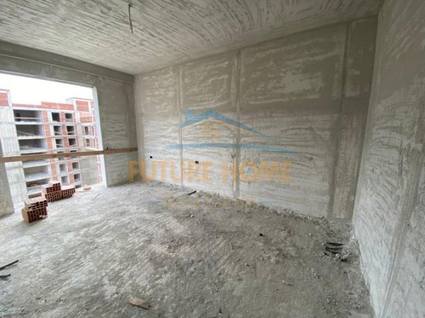 Tirane, shitet apartament 2+1 Kati 7, 107 m² 160.000 € (Rruga " Xhanfize Keko" pranë Tv Klan.)