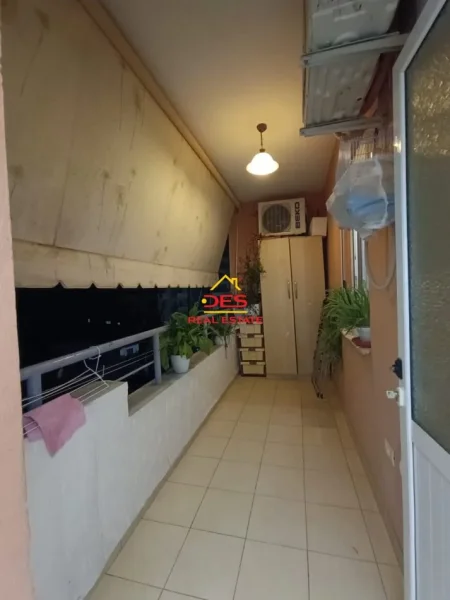 Vlore, shitet apartament 2+1+Ballkon Kati 4, 94 m² 160.000 € (Rruga Sadik Zotaj)