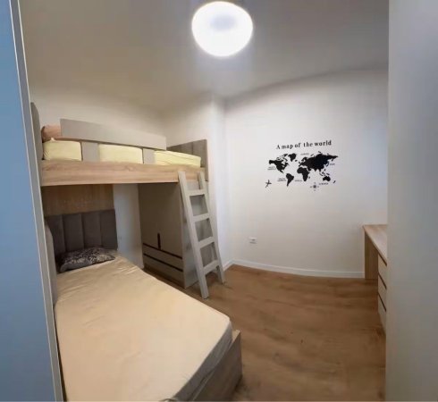 Tirane, jepet me qera apartament 2+1 Kati 4, 80 m² 900 € (KOMUNA E PARISIT)