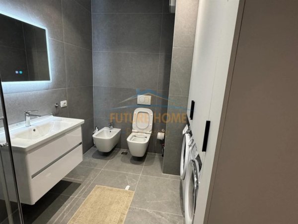 Tirane, jepet me qera apartament 2+1 Kati 3, 100 m² 1.000 € 