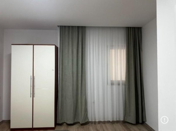 Tirane, jepet me qera apartament 3+1+Ballkon Kati 2, 120 m² 700 € (Selite te Vogel)